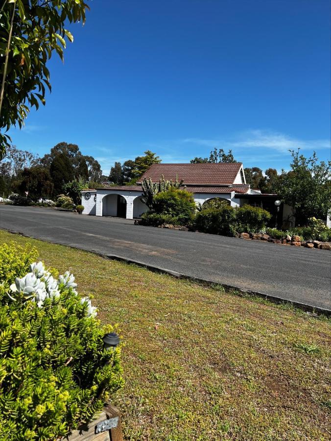 Azalea Motel Coonabarabran Exteriör bild